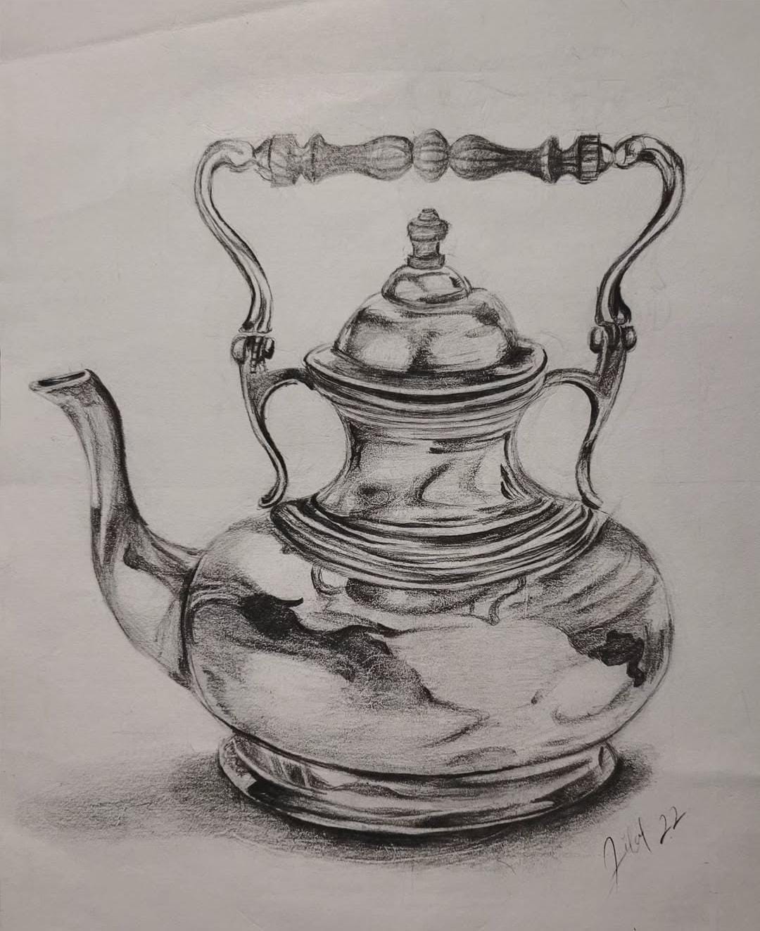 Gümüş Zarafet - Antika Çaydanlık Karakalem Çizimi